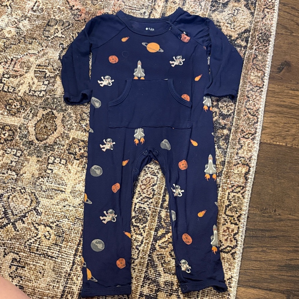 Kyte BABY space longall (6-12)